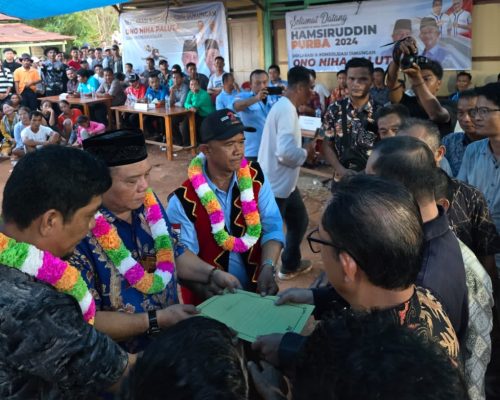 Komit Terhadap Perubahan, Paslon HARAPAN Diangkat Jadi Orang Tua Ono Niha Nias